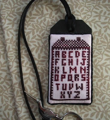 Cranberry Sampler House Necklace Kit